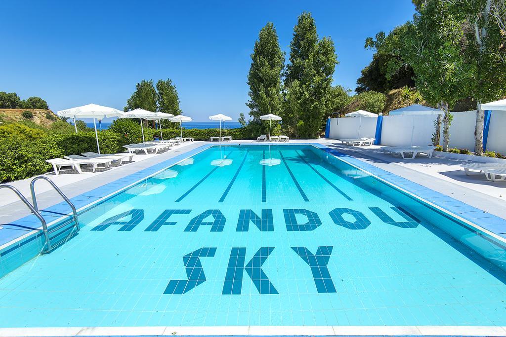 Sky Hotel 3*